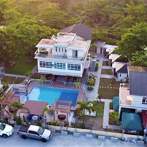 Youhan Beach Resort